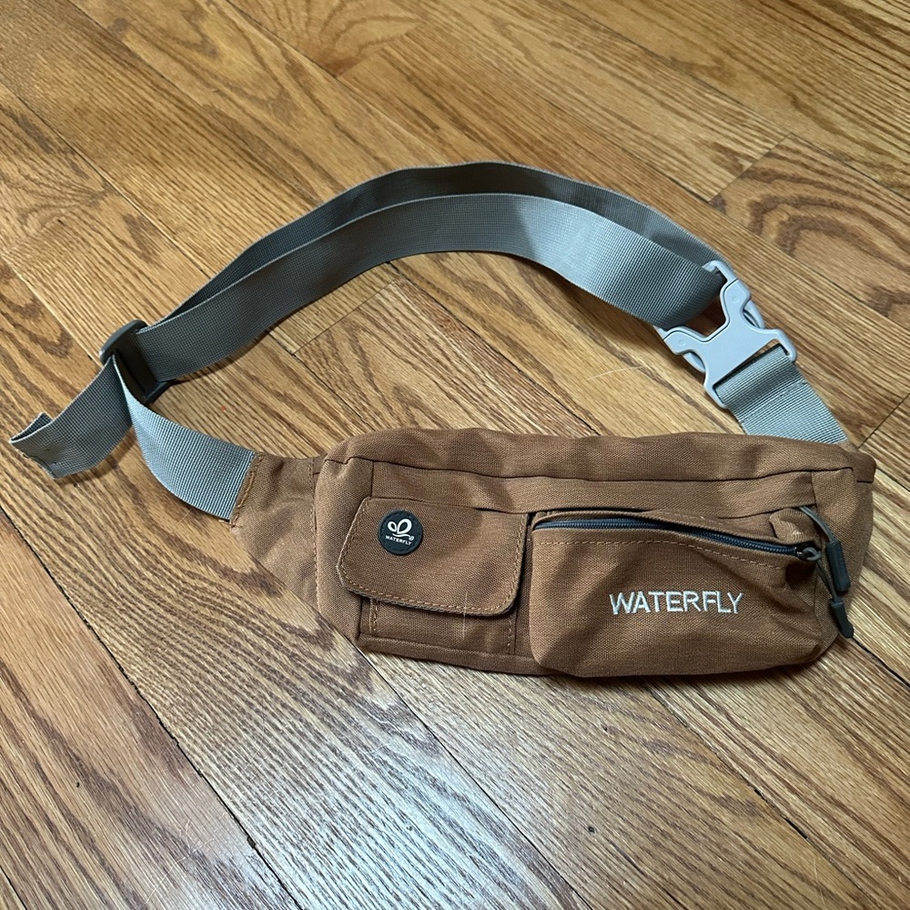 Waterfly Fanny Pack w/ 4 Pockets